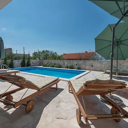펜션 Dante With Sea View & Private Pool *
